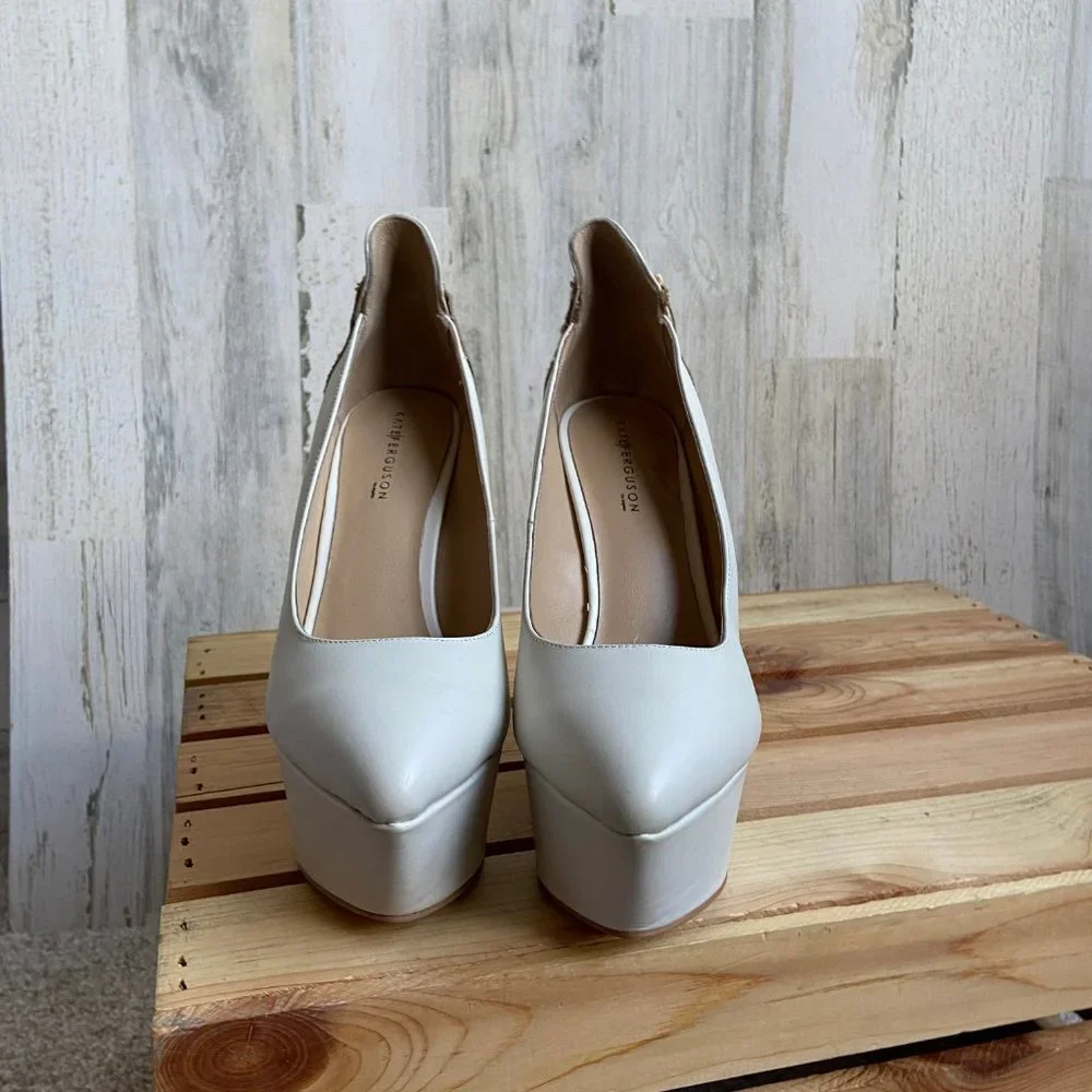 Kate Ferguson Size 6.5 Cassamassima Platform Heels Ivory Color Calf Hair Detail